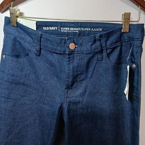 Old Navy super skinny mid Rise Dark Blue Jean Size 6 NWT Pockets Zipper closure